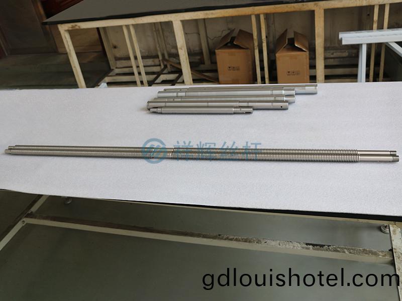 不鏽(xiu)鋼(gang)304 T26*5*1650左(zuo)右鏇(xuan)